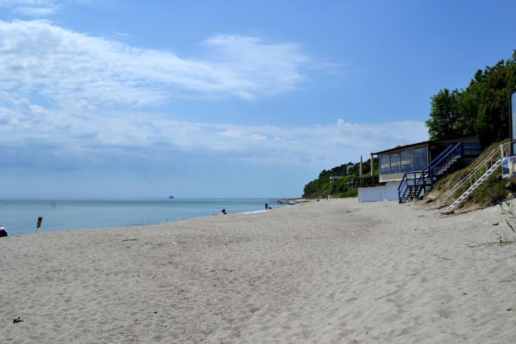 Sea & Garden Villa Varna Exteriör bild