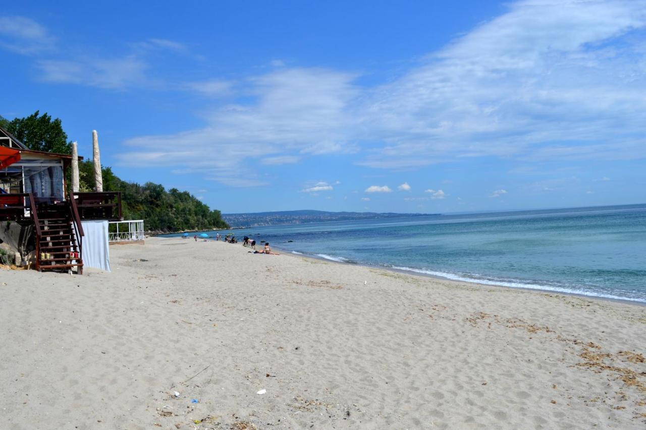 Sea & Garden Villa Varna Exteriör bild