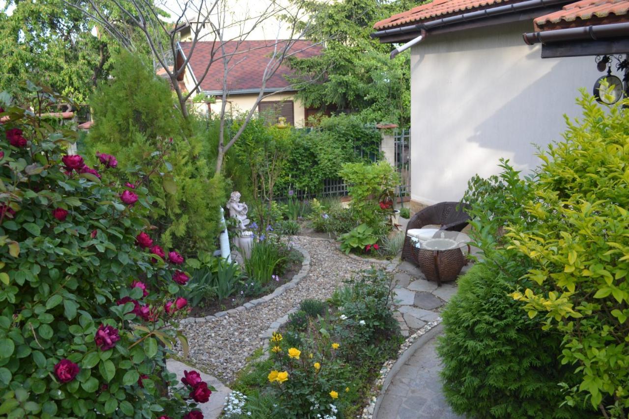 Sea & Garden Villa Varna Exteriör bild